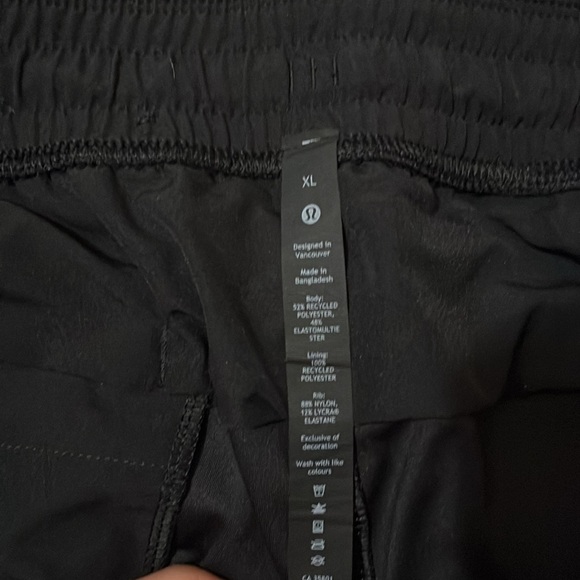 Lululemon ABC Joggers-Short - Picture 4 of 4
